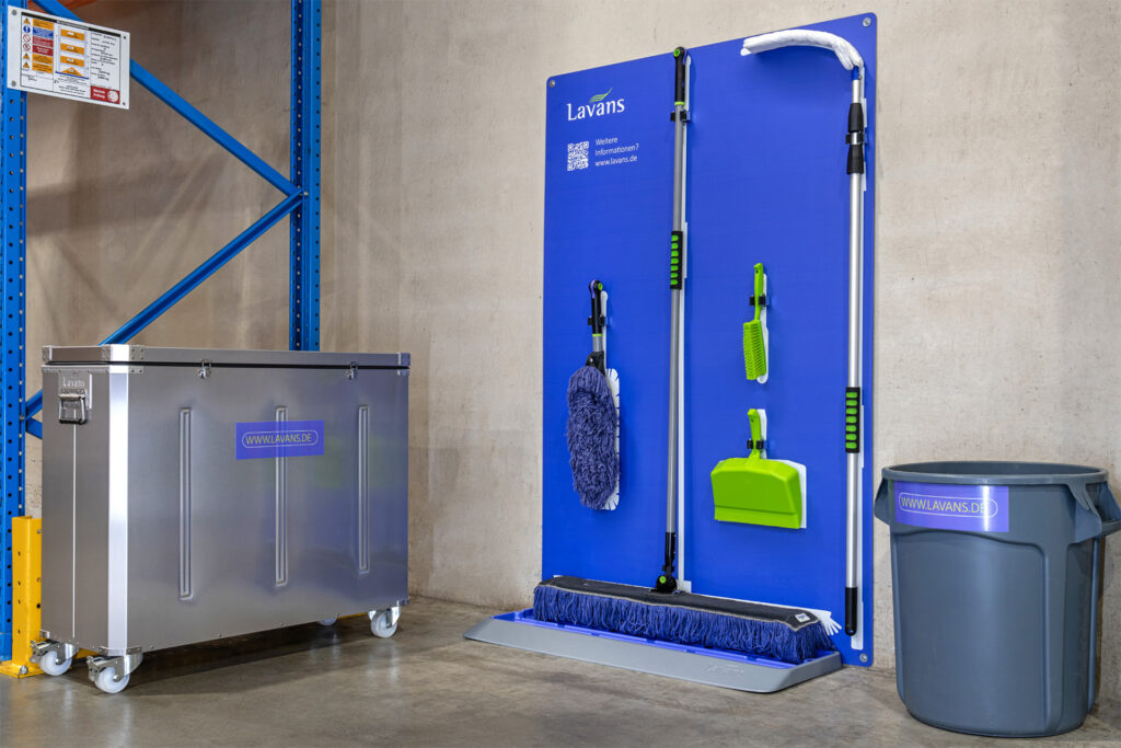 Neu zum Download: Produktinfo Clean-Point & Gabelstaplervorrichtung